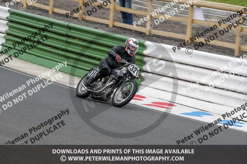Vintage motorcycle club;eventdigitalimages;mallory park;mallory park trackday photographs;no limits trackdays;peter wileman photography;trackday digital images;trackday photos;vmcc festival 1000 bikes photographs